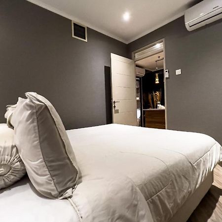 R30 Apartemen Gateway Pasteur 2Br Daymentroom Bandung Exteriör bild