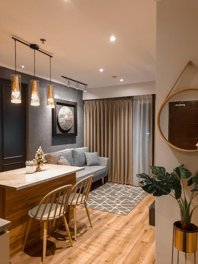 R30 Apartemen Gateway Pasteur 2Br Daymentroom Bandung Exteriör bild