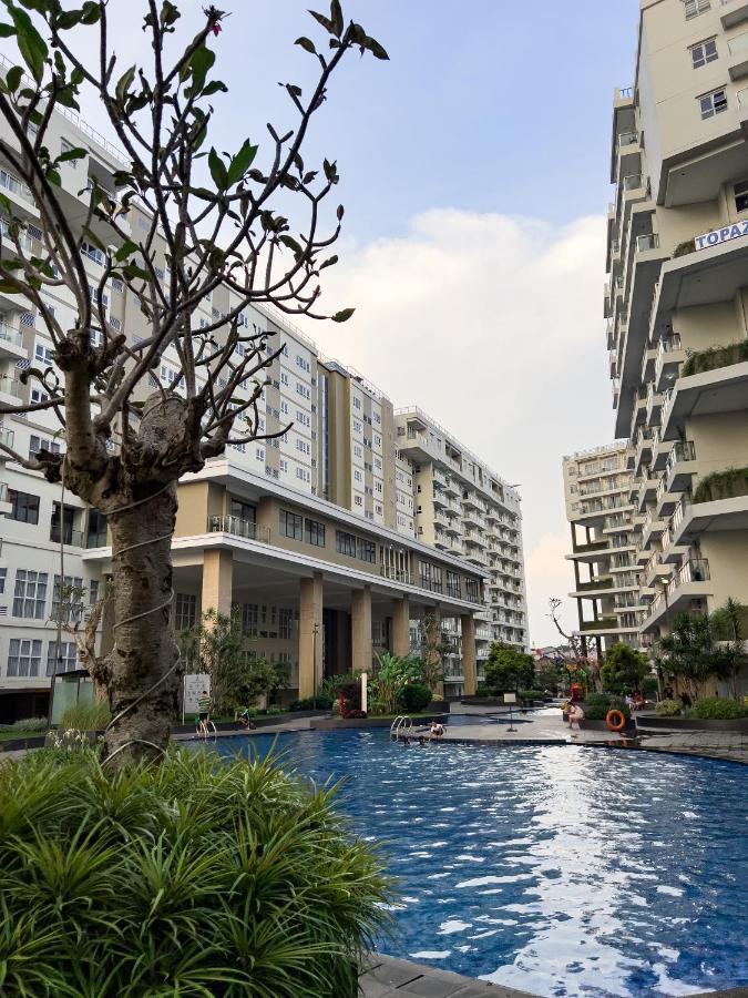 R30 Apartemen Gateway Pasteur 2Br Daymentroom Bandung Exteriör bild