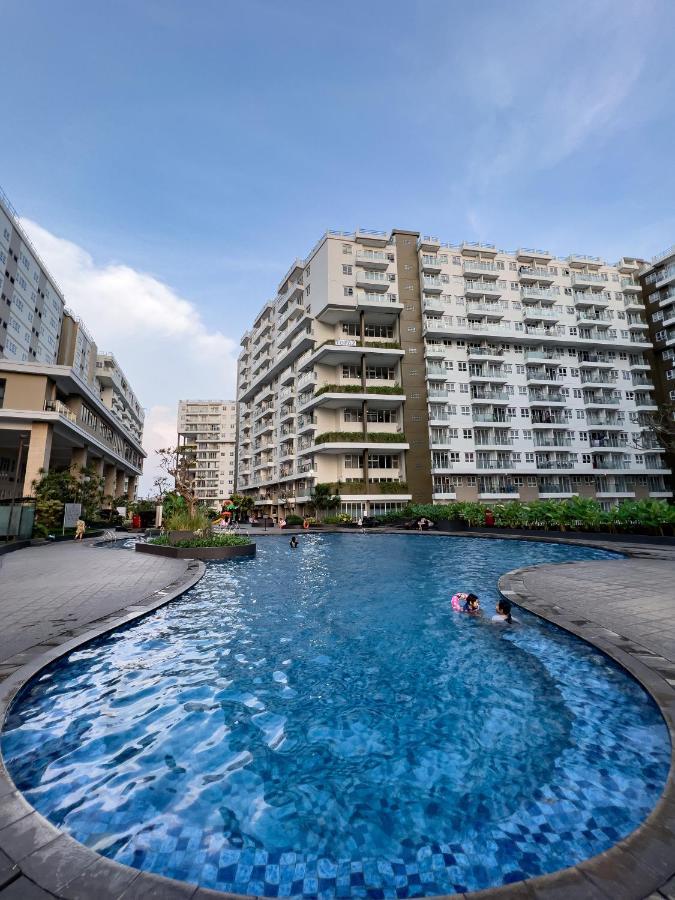R30 Apartemen Gateway Pasteur 2Br Daymentroom Bandung Exteriör bild